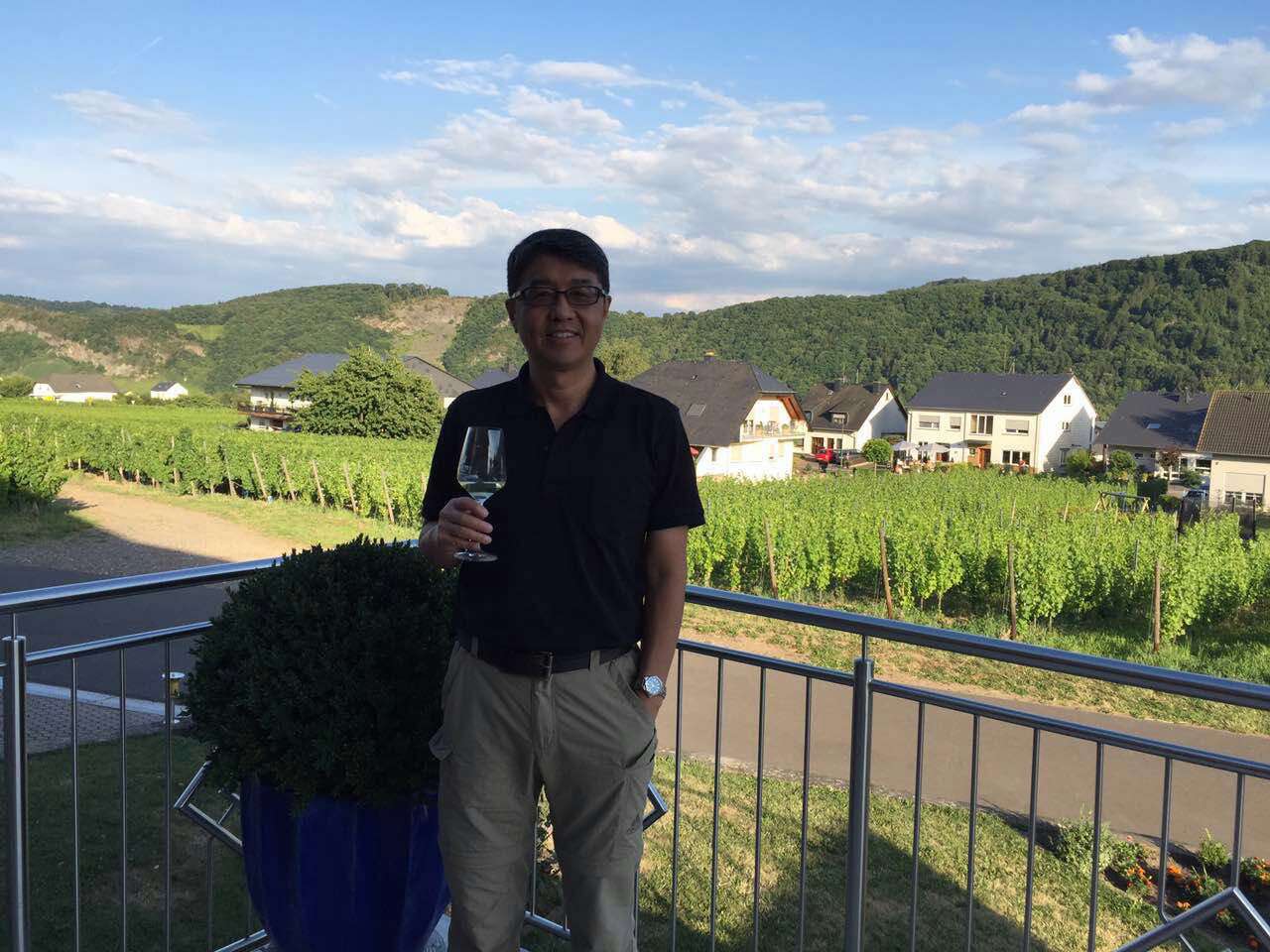 余教授德國鄉村行：雷司令葡萄酒產(chǎn)業(yè)對中國水果產(chǎn)業(yè)有啟示嗎？